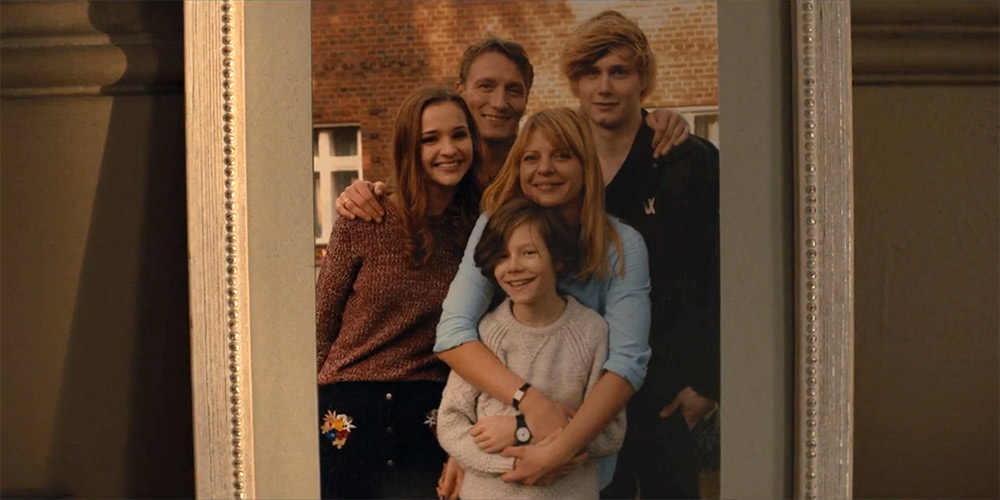 Dark conheça e entenda a família Nielsen supervault