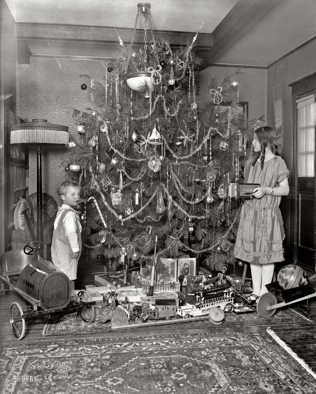 10 Interesting Facts About Christmas and Its Traditions ~ Vintage Everyday