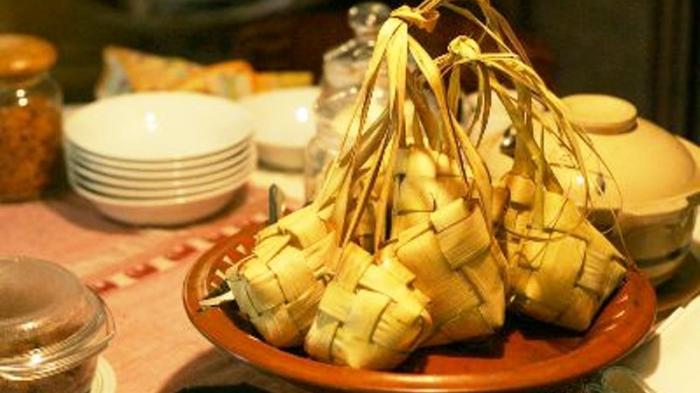 Sketsa Tas Anyaman : Cara membuat kerajinan dari bekas bungkus kopi
