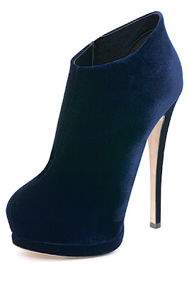 Giuseppe Zanotti fall 2011-12 en elblogdepatricia.com