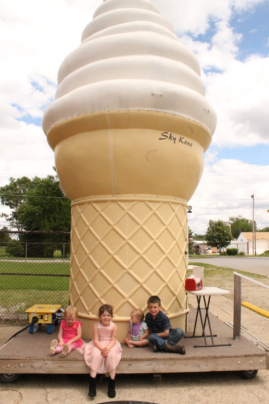 Corn, Beans, Pigs and Kids Iowa Ice Cream Road Trip