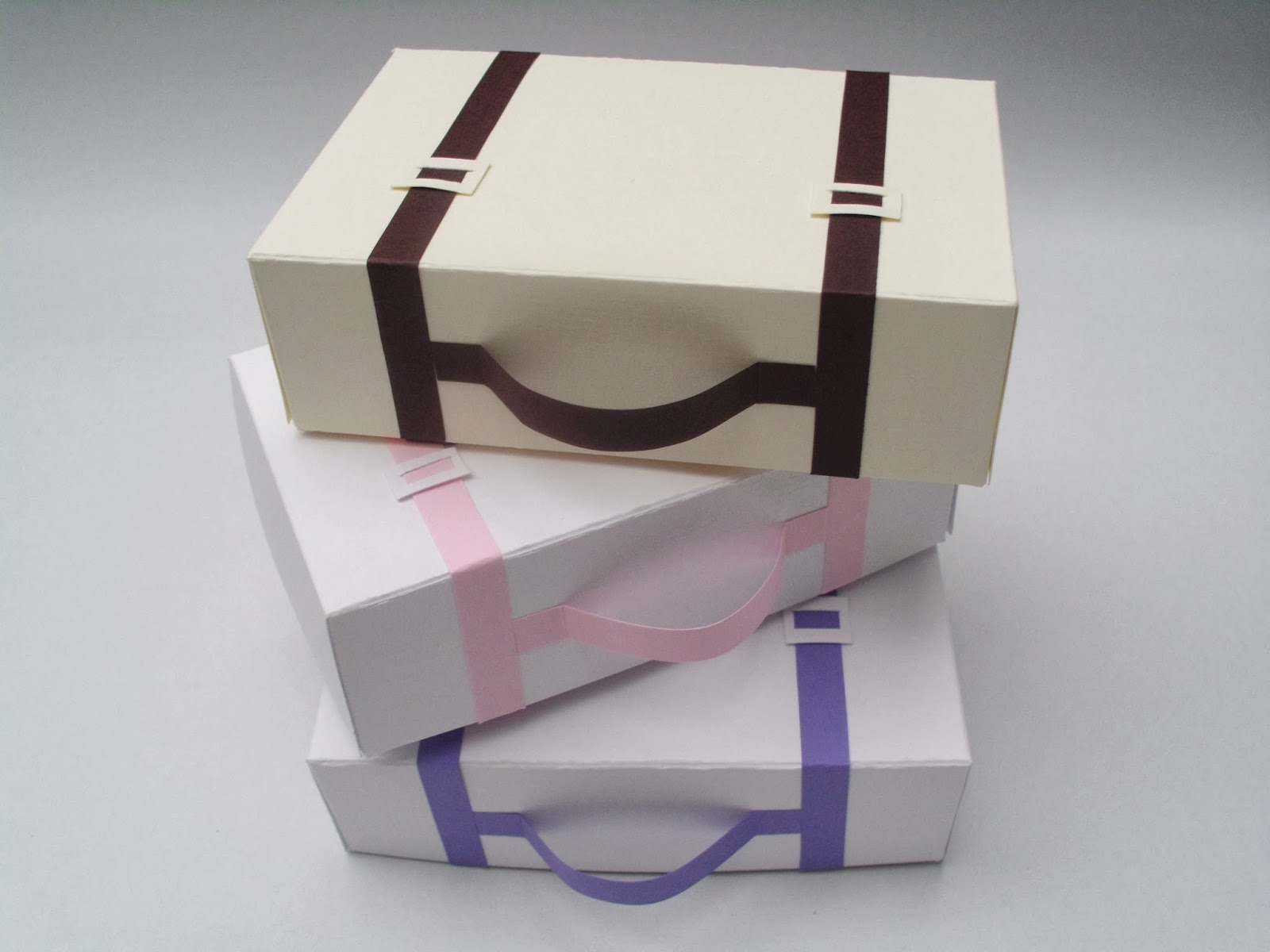 Handmade PaperHeaven Travelling theme party suitcase favor boxes