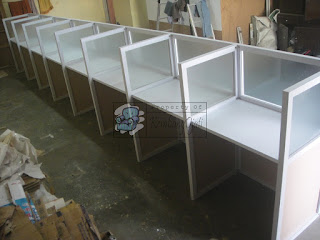 Cubicle Workstation - Pesan Furniture Online - Furniture Semarang