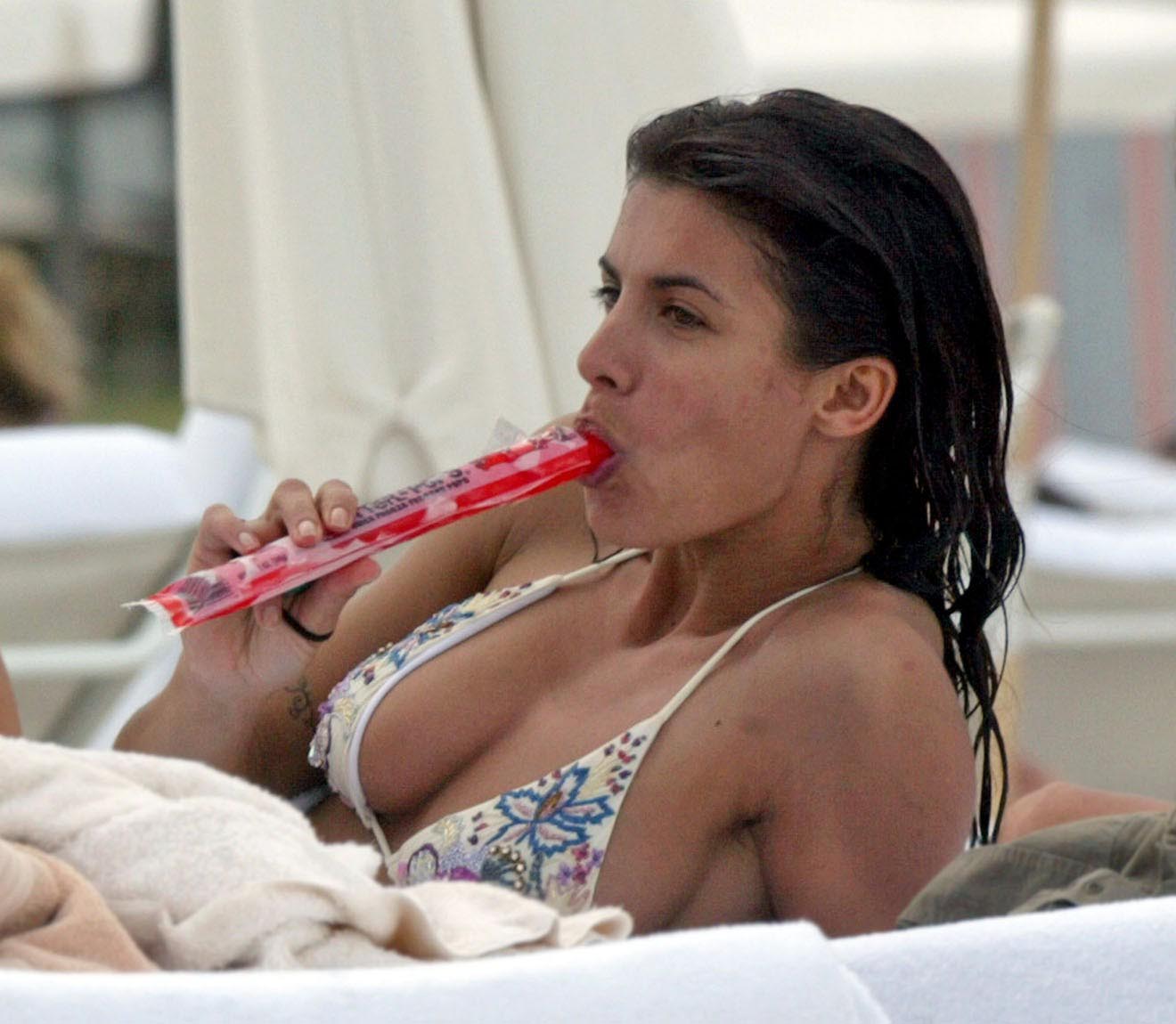 http://1.bp.blogspot.com/-ascoveo9fmI/TpmcWTQ_puI/AAAAAAAAA98/tfVb4QVbon4/s1600/elisabetta-canalis-peta-ad.jpg