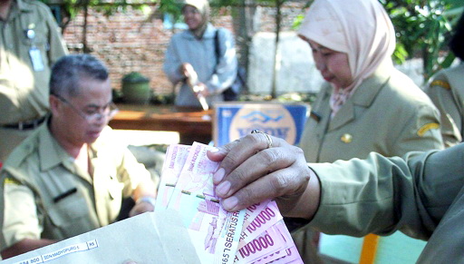 Kamu Harus Tahu! Ini Beda Antara Gaji Dan Rezeki