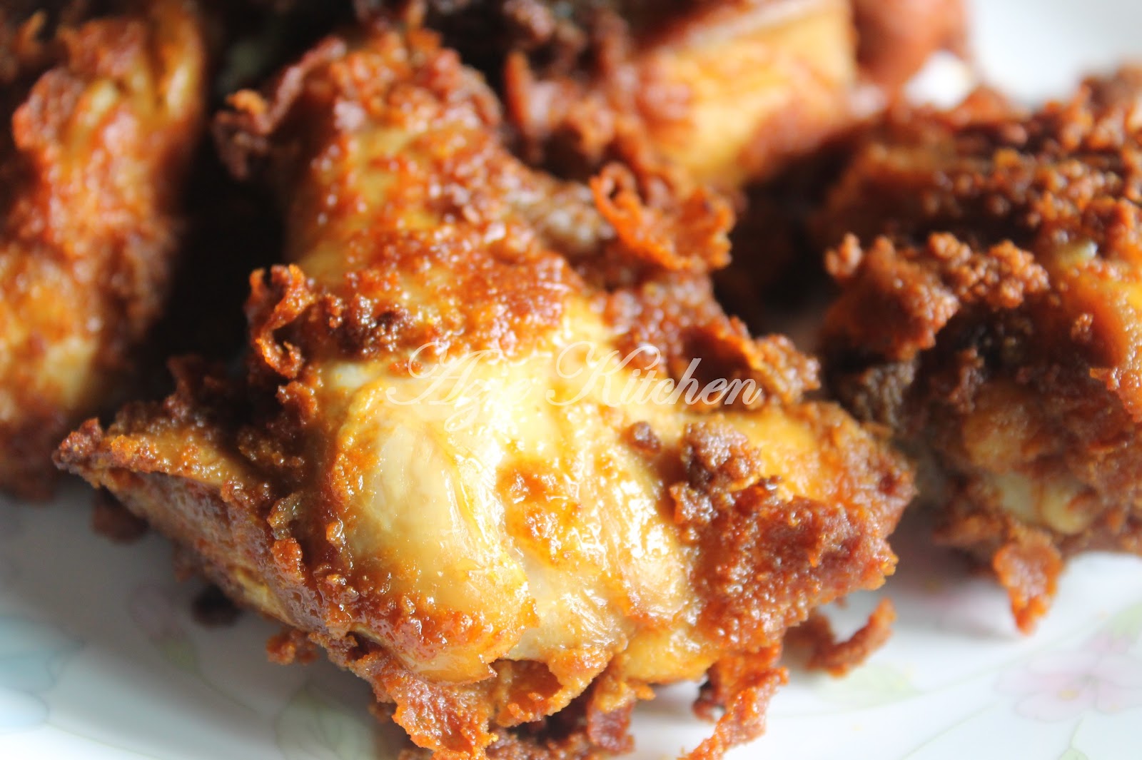 Ayam Goreng Berempah - Azie Kitchen
