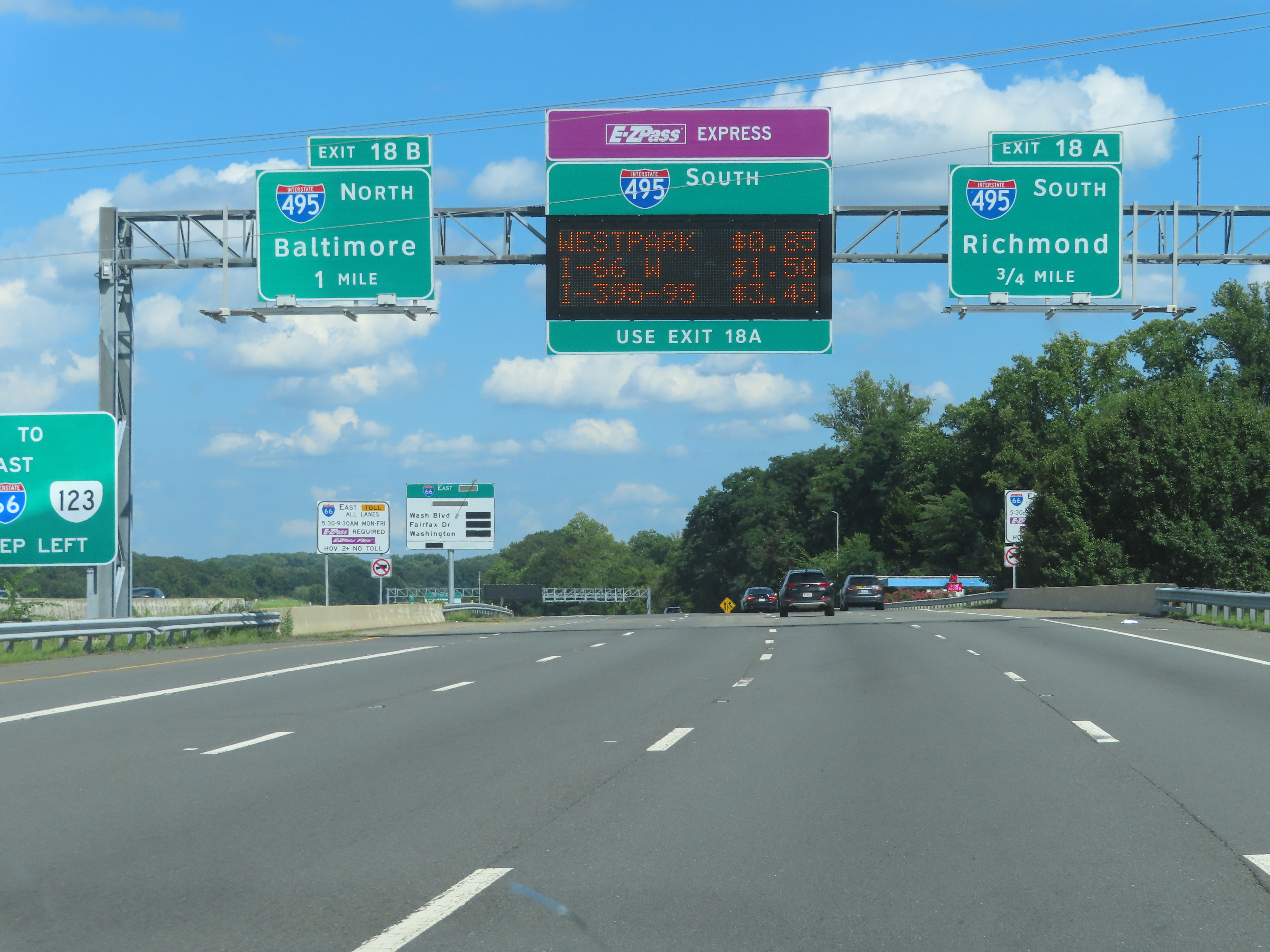 Beltway Traffic 495 - us2tm8q