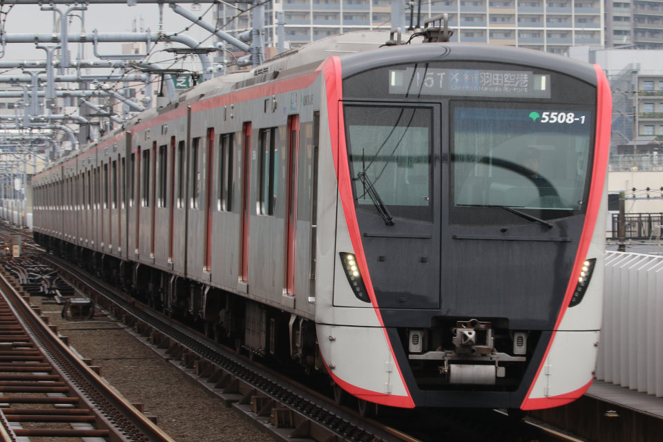 Michael's Trains Photo Album 京急空港線 京急蒲田~糀谷(糀谷駅) 2019年7月23日 Michael's Trains Photo Album 京急空港線 京急蒲田~糀谷(糀谷駅) 2019年7月23日