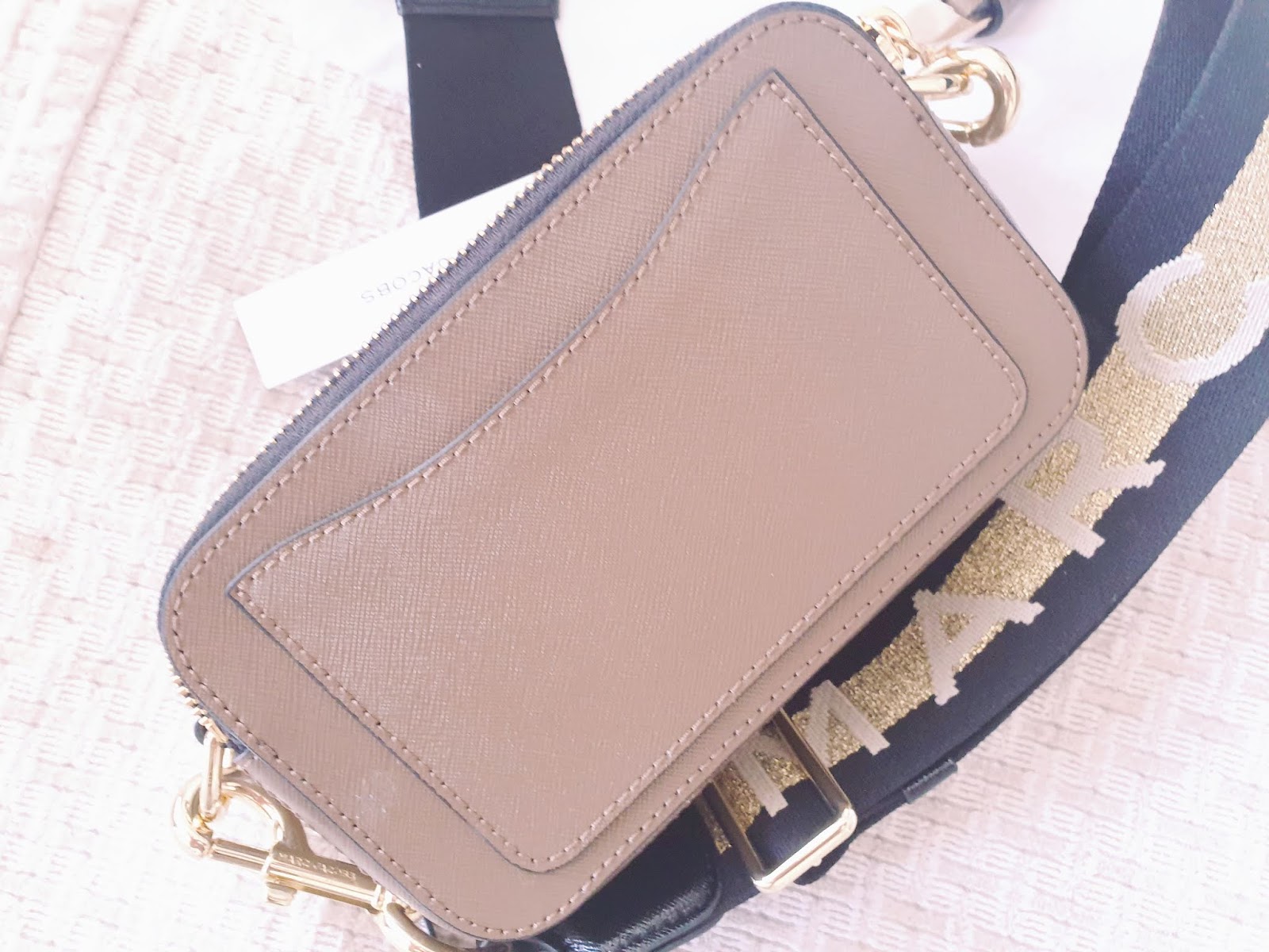 The Marc Jacobs Snapshot Bag, Review & What fits