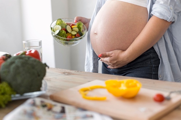 Diet and Nutrition Tips for Healthy Pregnancy