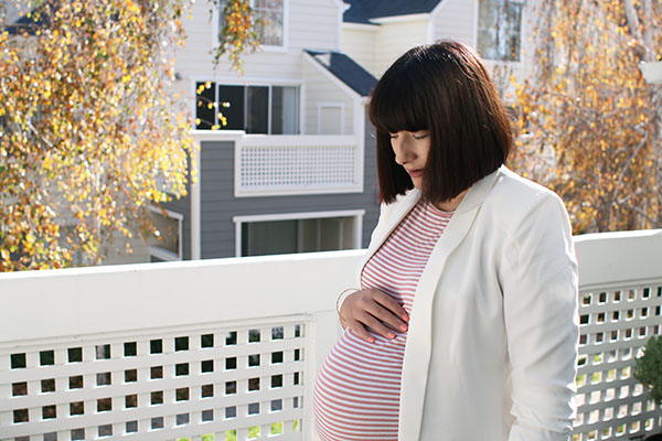 Stripes, Topshop Maternity, Tobi white blazer, Fashion, Style, OOTD, Pregnancy blog