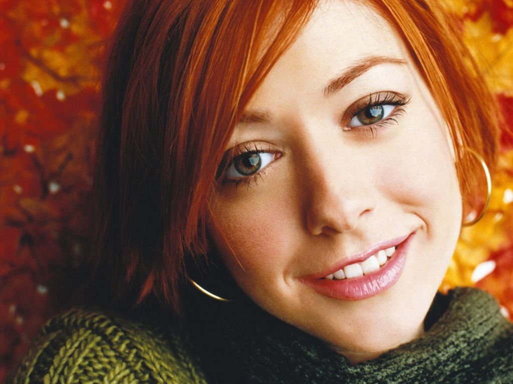 http://1.bp.blogspot.com/-auJX-QA9p3g/Ti3-3afCxcI/AAAAAAAAFFg/dWXm3AyaBwU/s1600/Alyson_Hannigan__.jpg