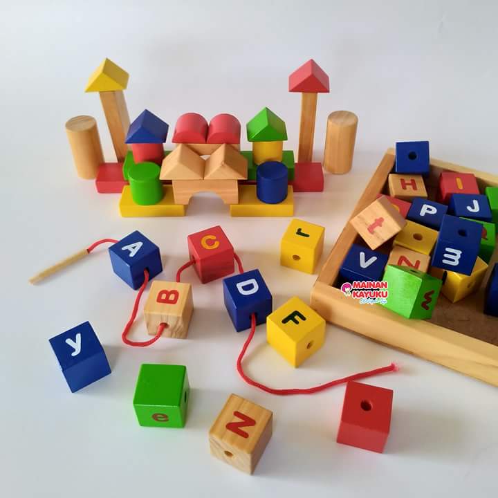 Balok Alfabet Mainan Anak TK