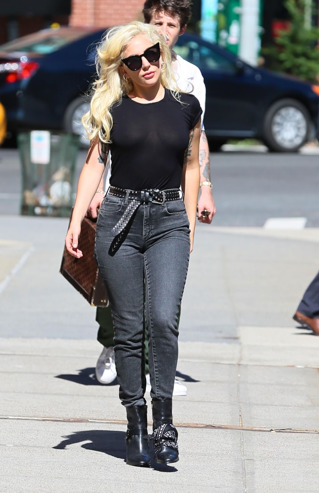Lady Gaga Booty in Jeans Out in New York, August 17, 2016 | Celebs Today