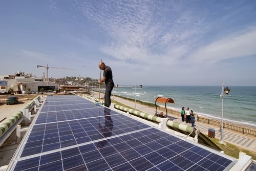 10-Roof-Solar-Panels-Yosi-Tayar-Animator-RV-Home-Recreational-Vehicle-www-designstack-co