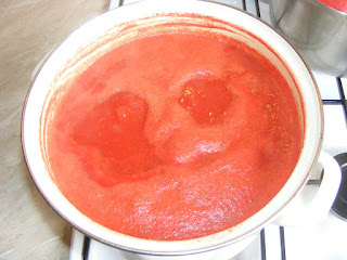 Suc de rosii cu ardei de casa pentru iarna retete culinare sucuri si conserve naturale reteta si preparare,