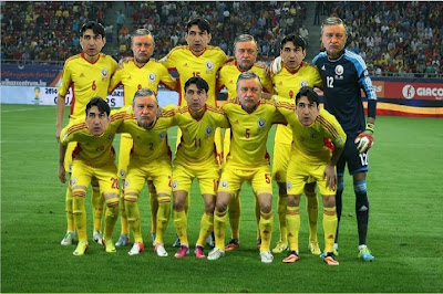 Sandu și Piți - echipa națională de fotbal