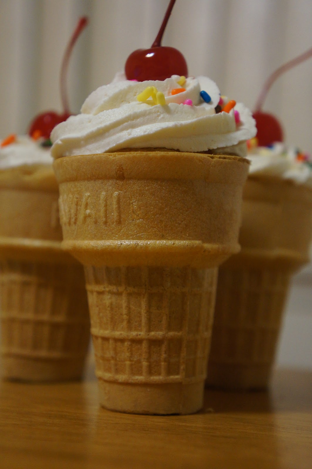 Sweet Jems Ice Cream Cone Sundae cupcakes