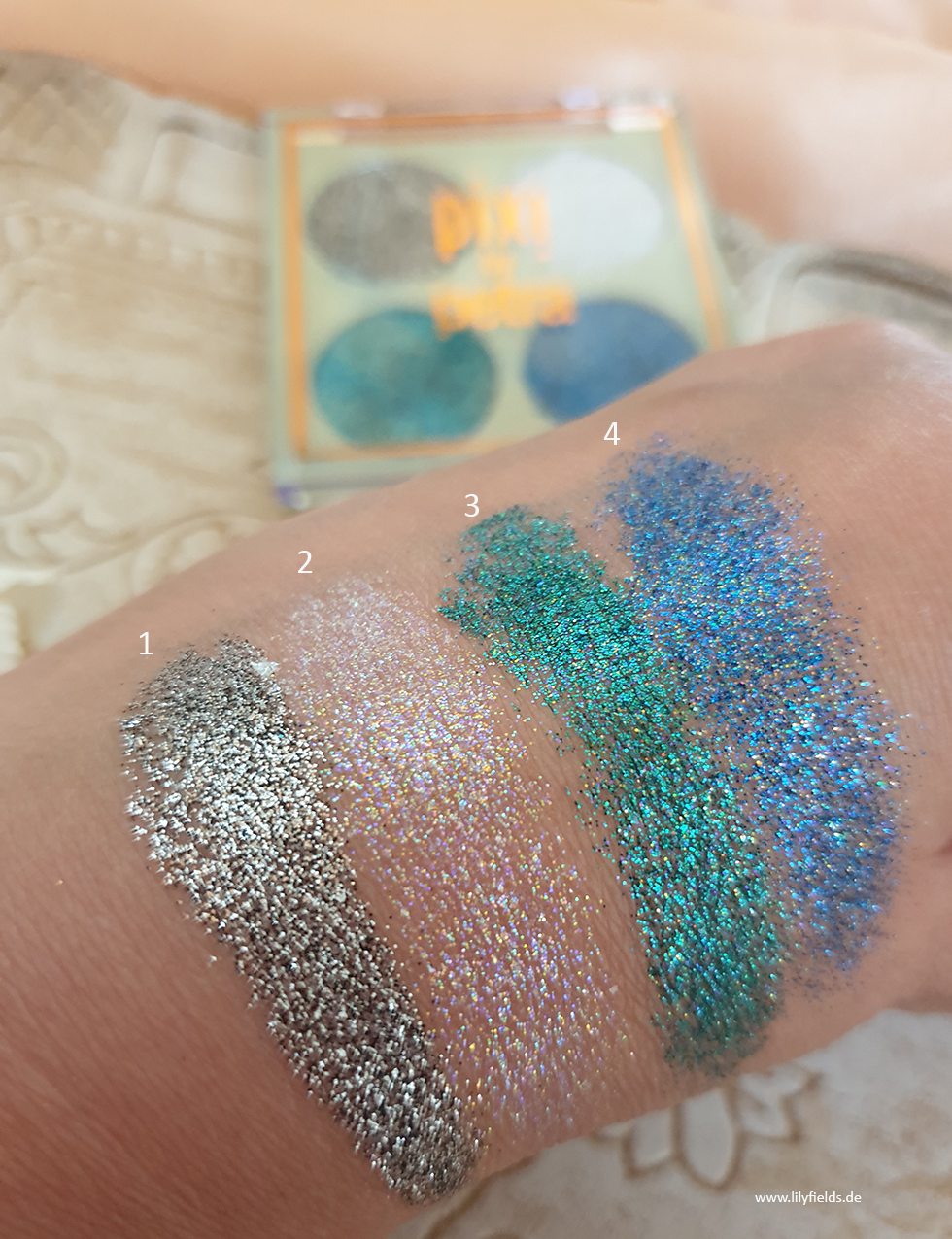 Pixi Dream Shadow Palette und Glittery Eye Quad Review & Swatches