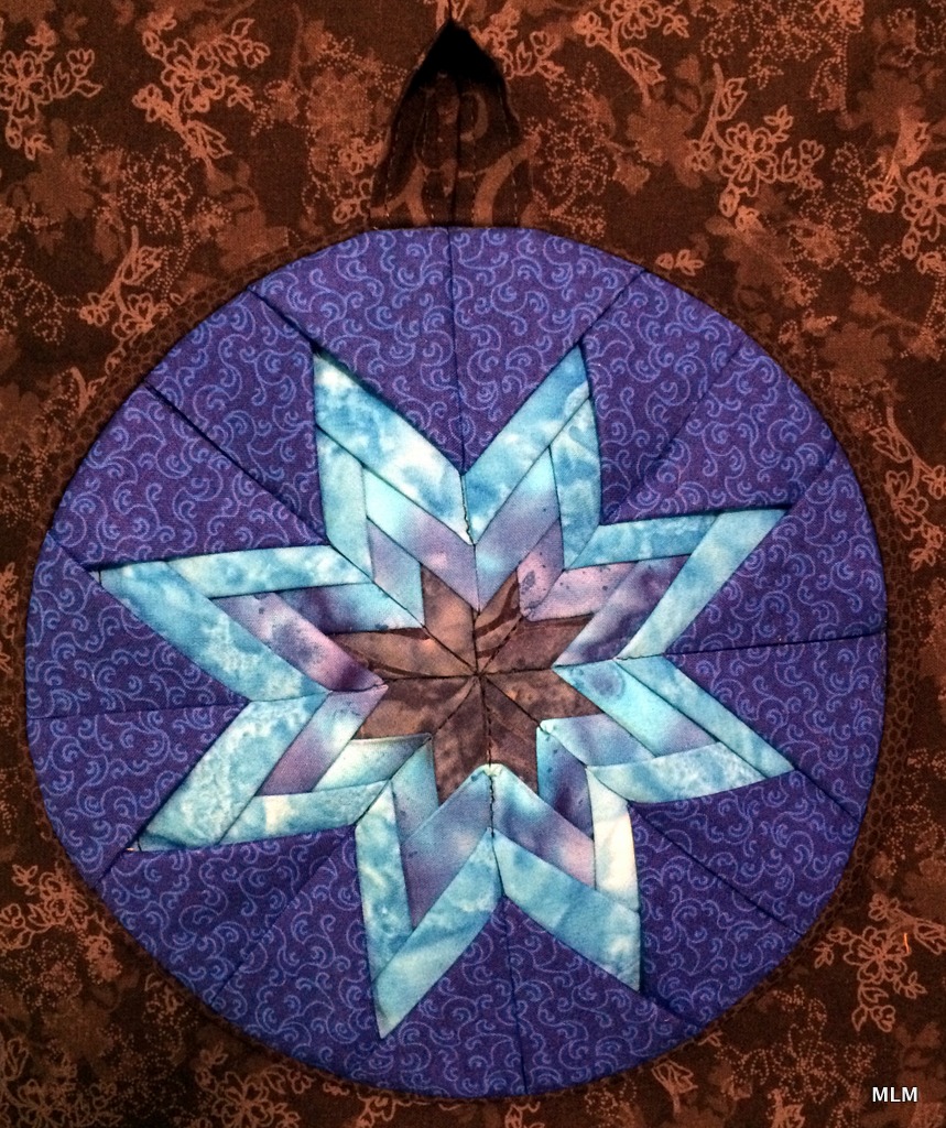 Sweet Leaf Notebook: Handmade Christmas : Amish Folded Star Quilted ...