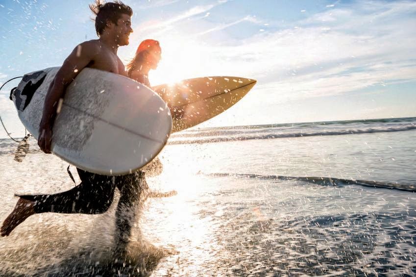 The Differences Between Surfing and Skimboarding We Are Surfers