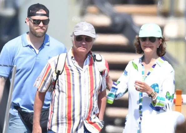 King Carl Gustaf and Queen Silvia  on holiday at the L'Escalet Beach in Ramatuelle, near St-Tropez