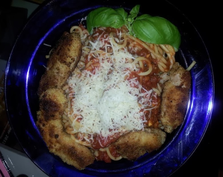 Tapsis Zauberwelt@Blog: Mailänder Schnitzel mit Tomaten-Spaghetti
