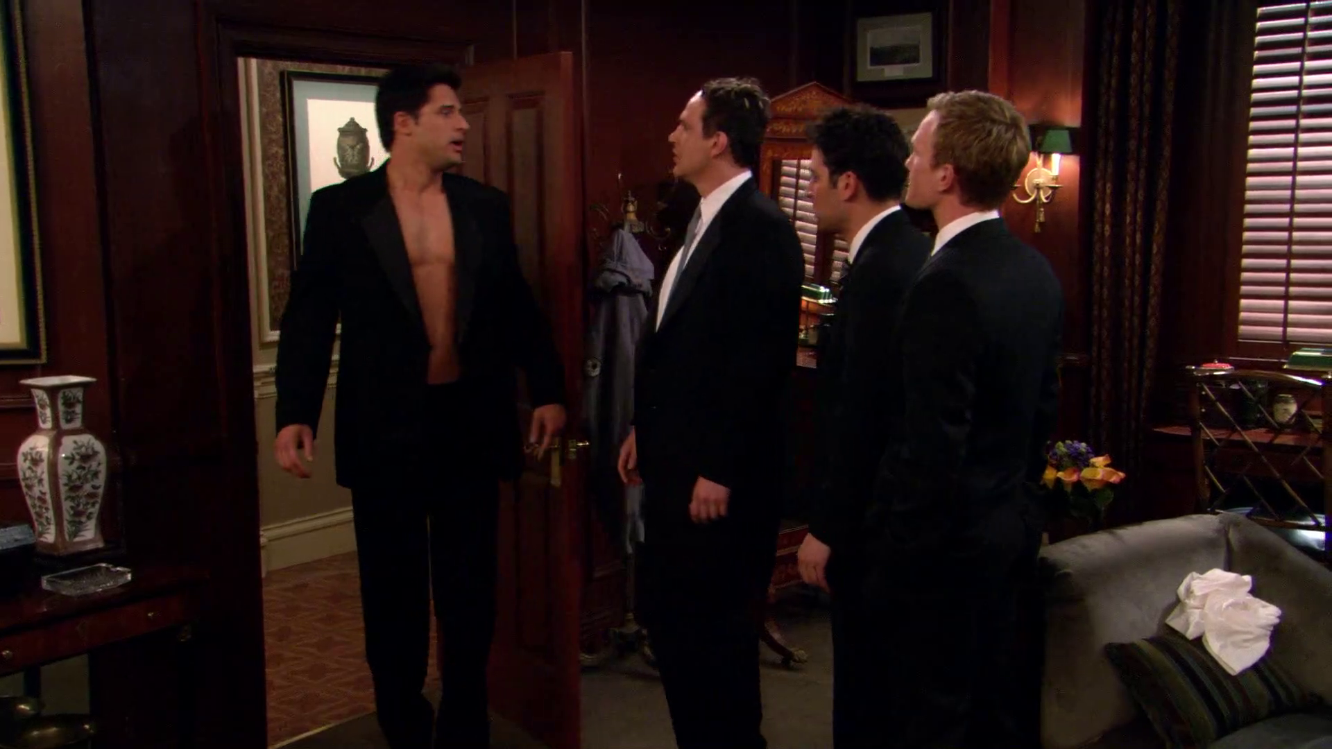 Joe Manganiello How I Met Your Mother ausCAPS: Joe Manganiello shirtless in How I Met Your Mother 2-21