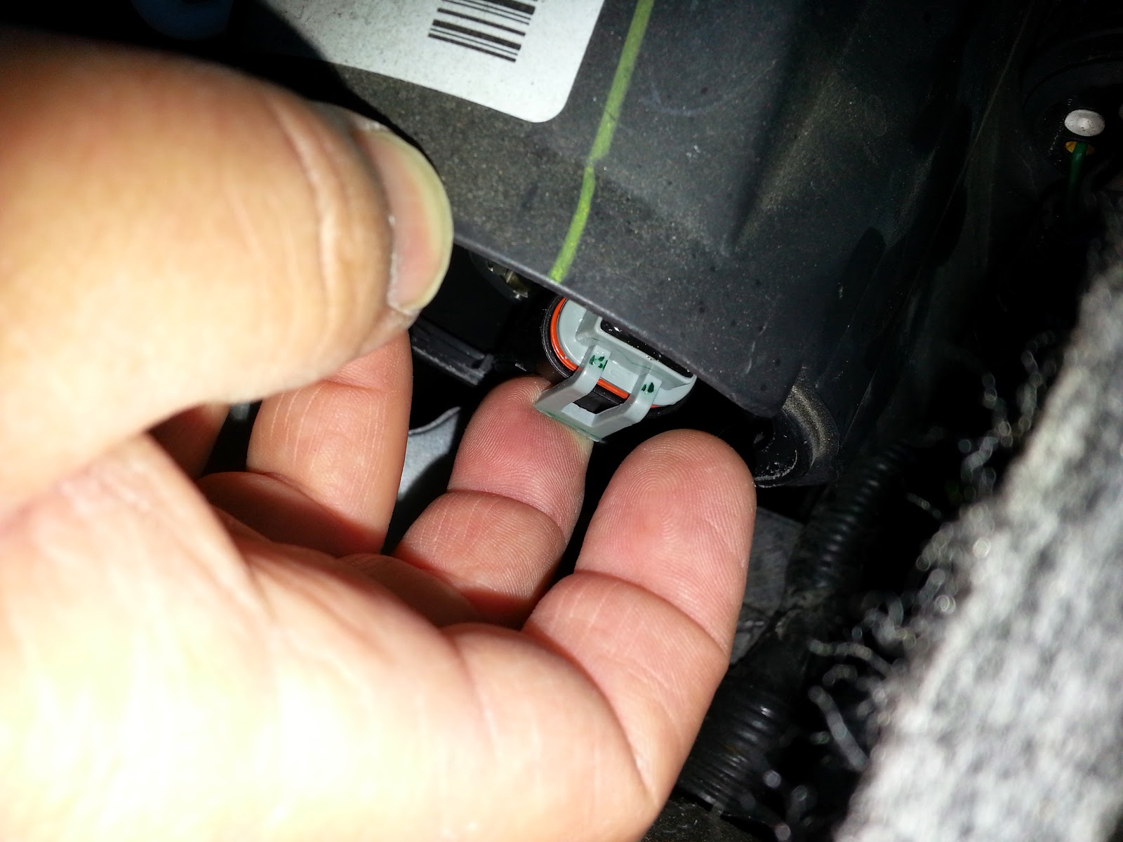 Fiat 500 USA Fiat 500 and Abarth Headlight Bulb Change