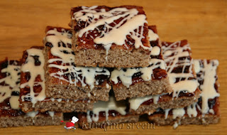 Medeno srce sa belom čokoladom - Kuvajmo srcem