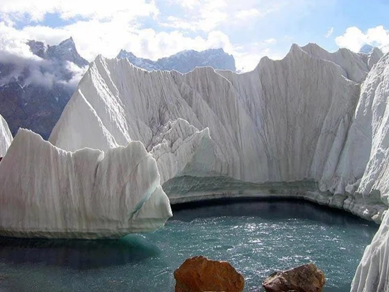 biafo-glacier