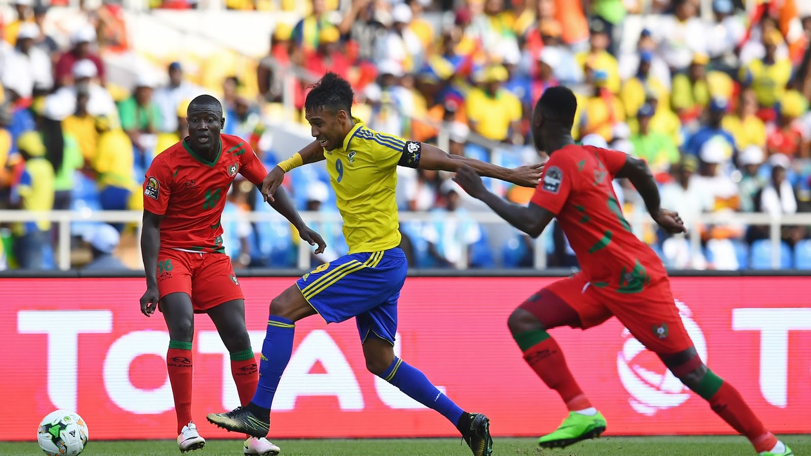 Blackout Nike Hypervenom Phantom III Stealth Ops Boots