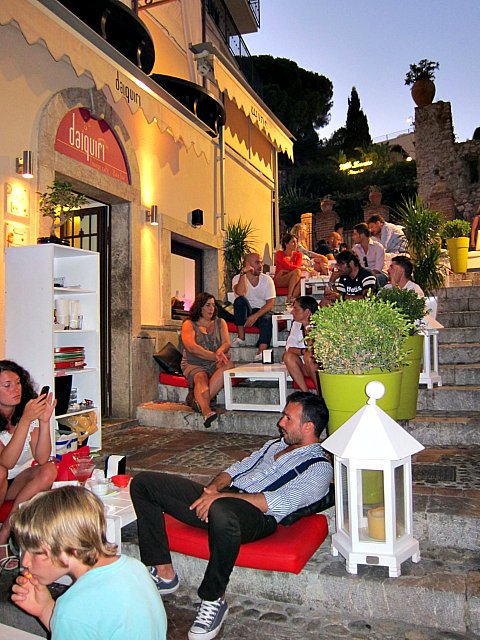 Daqiri loungebar i Taormina