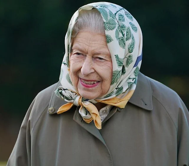 Queen Elizabeth met with local schoolchildren from Crathie Primary School at the Balmoral Estate