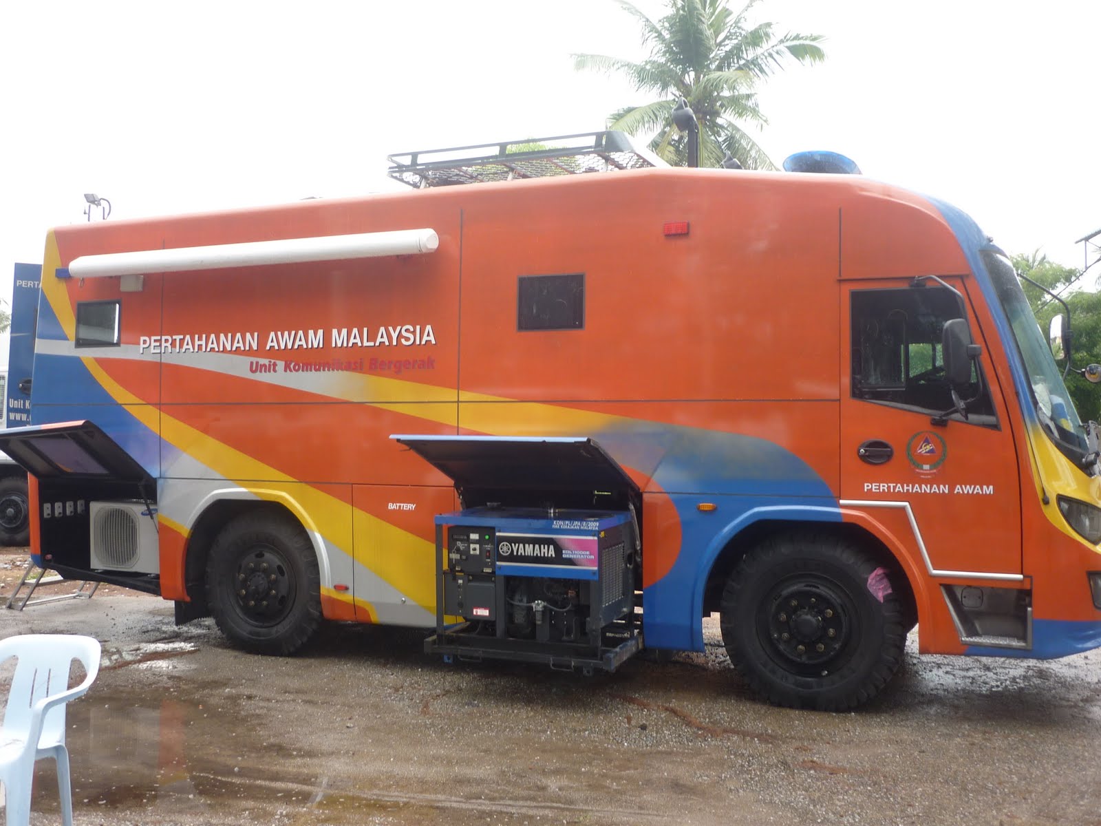 Civil Defence of Malaysia ( CDEF ): Komunikasi Bergerak ( ComCent JPAM ...