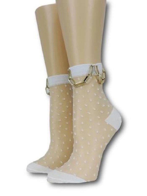 What are the Ways to Style Sheer Socks?