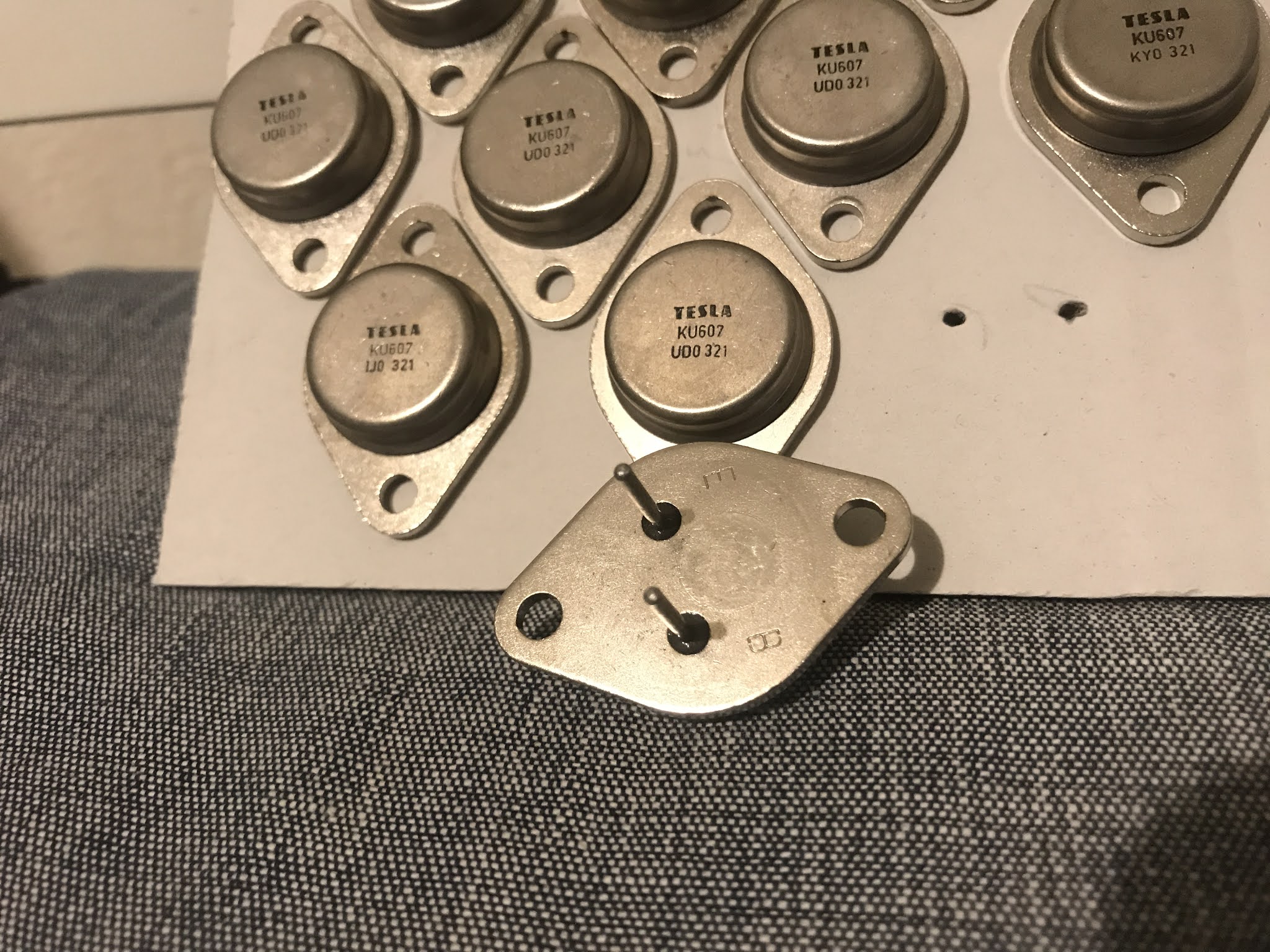 Infrequent Sound [sex.tex] technology: Tesla KU607 Transistor, made in ...
