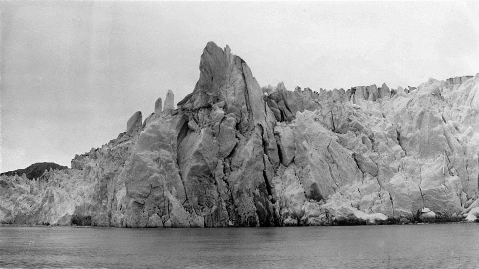 Muir Inlet (1895) - Photos of Alaska Then And Now. This is A Get Ready to Be Shocked When You See What it Looks Like Now.