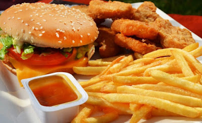 @InstaMag - Love it or hate it, but you just can't ignore #hunger pangs. But instead of munching on unhealthy stuff, add a #healthytwist to #snacks, suggests an expert tips-for-quick-healthy-munchies