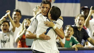 Cristiano Ronaldo abrazo