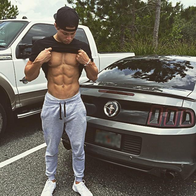 hotbadboybrofitbodyweirdabsbigpecsshirtliftingteenhunk