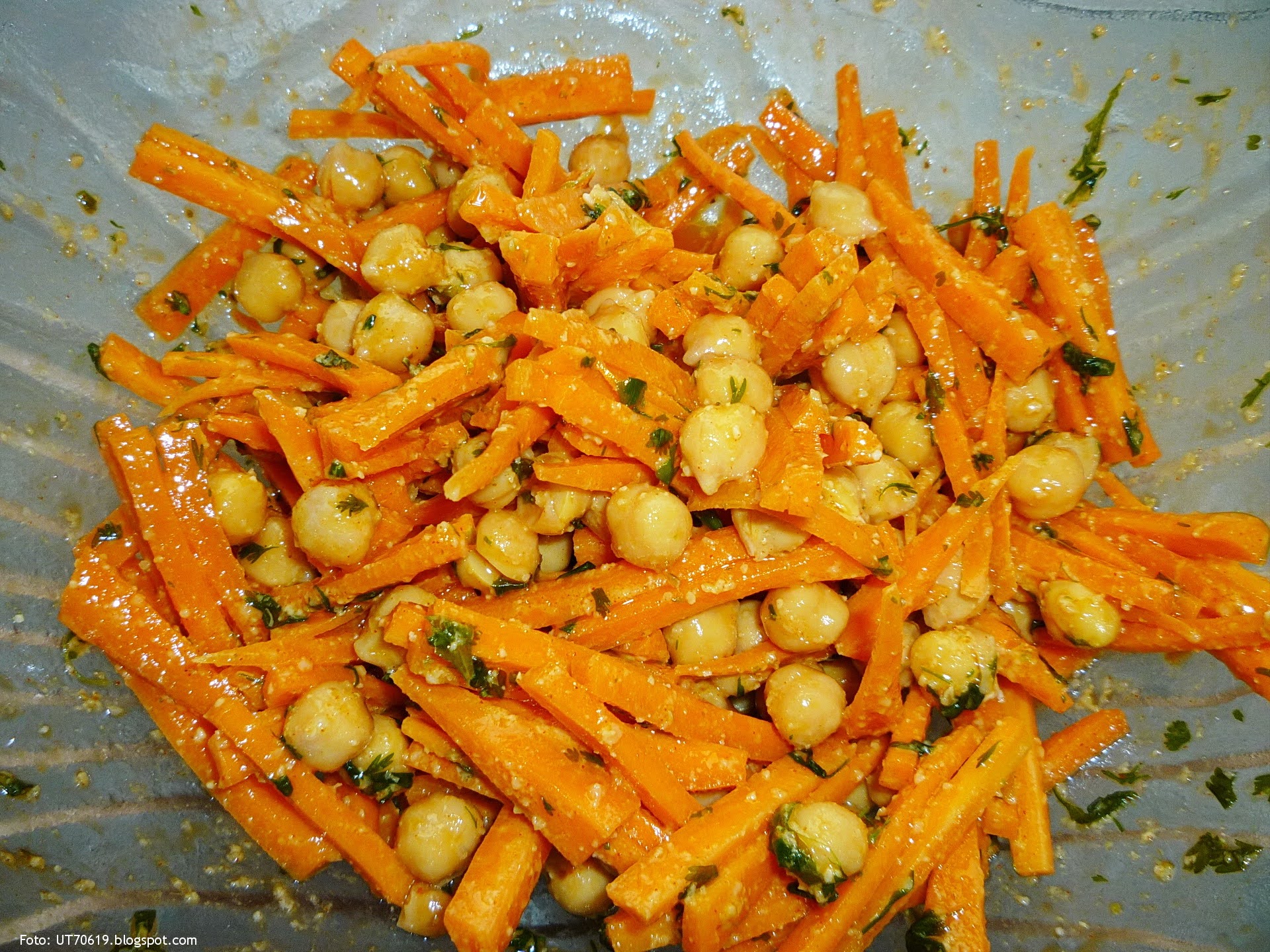 Kraut &amp; Rüben: Rezept. Kichererbsen-Karotten-Salat.