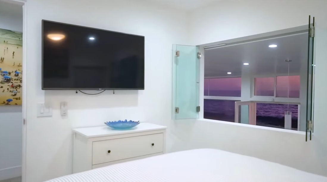15 Interior Design Photos vs. 1241 Ocean Front, Laguna Beach Luxury Home Tour