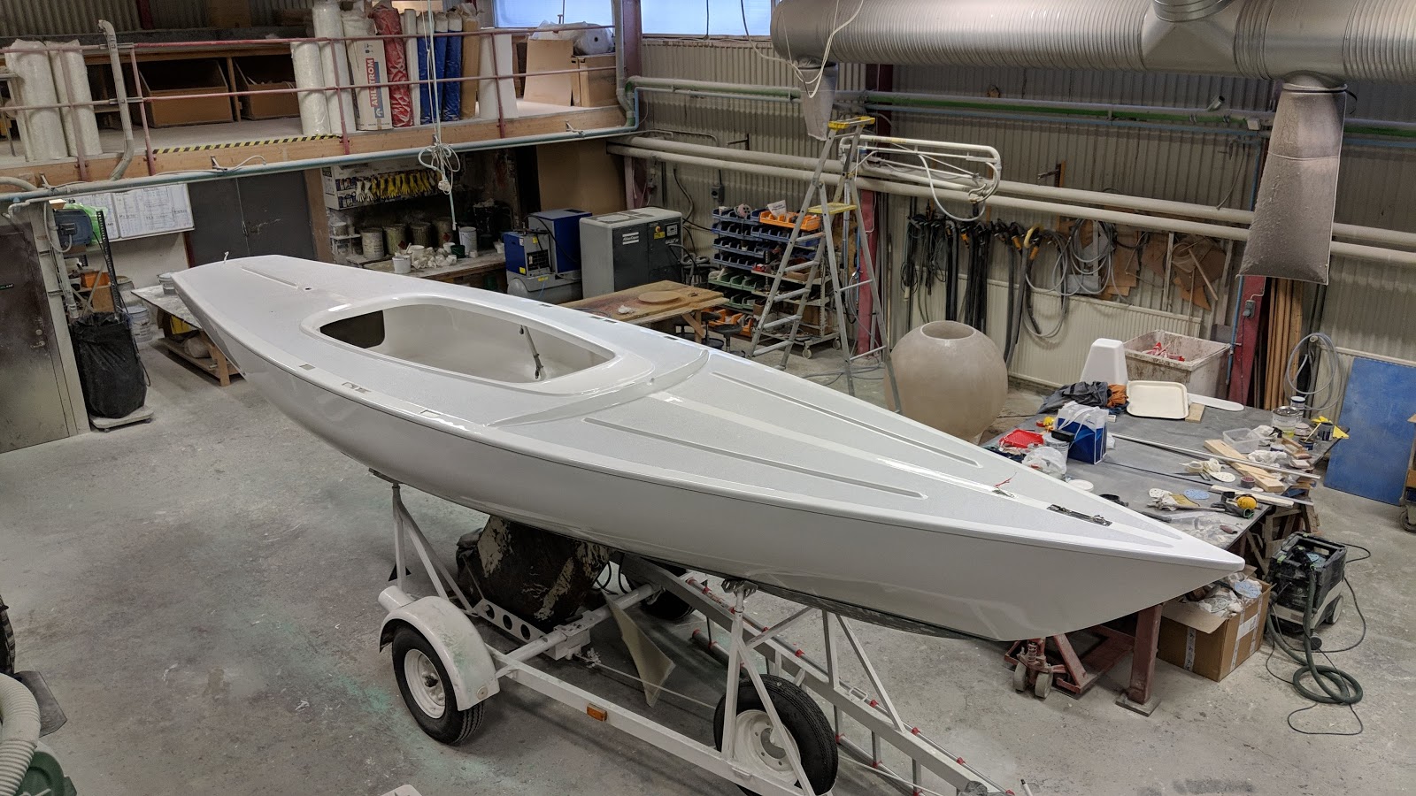 Restoring a 1972 Soling SWE 102 Painted the deck with Kiwi Grip today