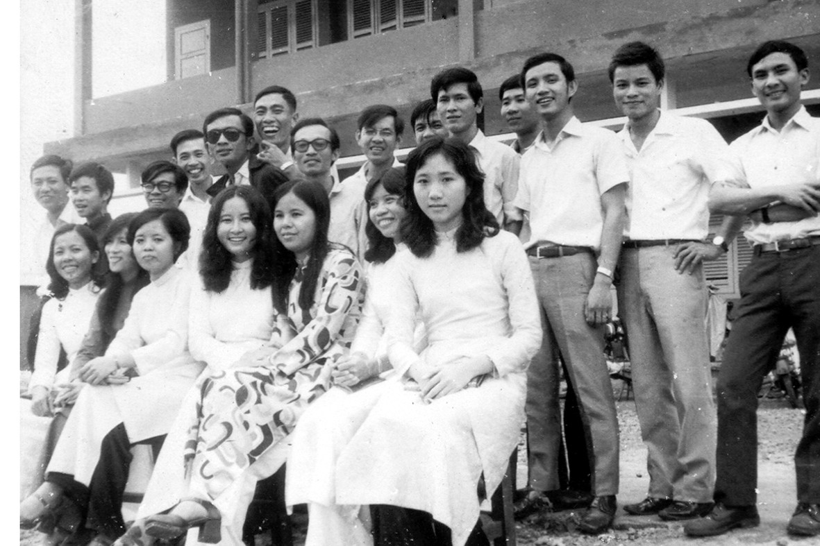 TỄU - BLOG: SỰ KHÁC BIỆT GIỮA GIÁO DỤC HAI MIỀN NAM - BẮC TRƯỚC 1975