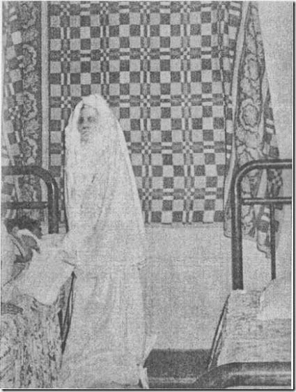 falsa materializacao do suposto espirito camerino El lado oscuro de Chico Xavier : ¿Contacto extraterrestre este 20 de julio 2019? Lo que no te contaron de él ¿Fraude?