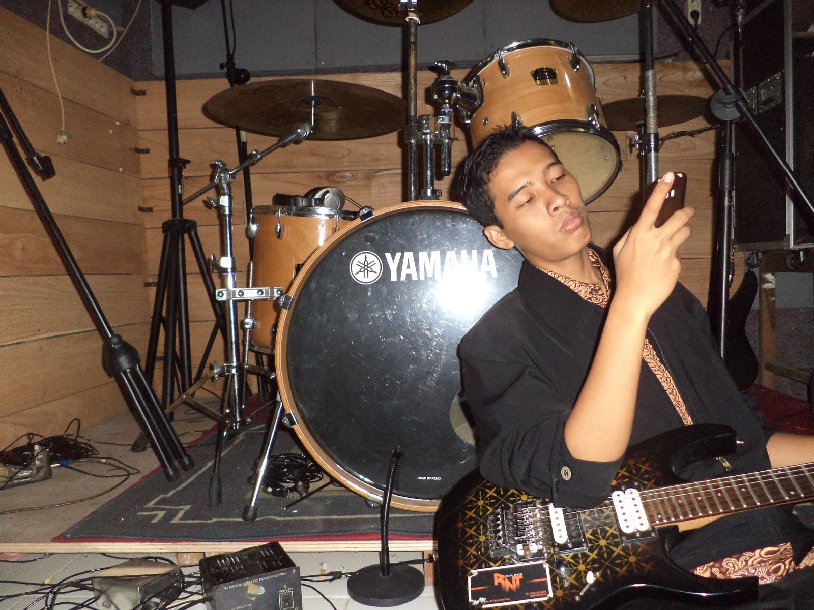 Tentang Hidup: Janji dan Lagu Acoustic