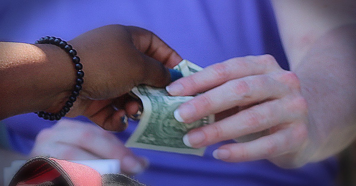 Le haut côté Les bons comptes font les bons amis