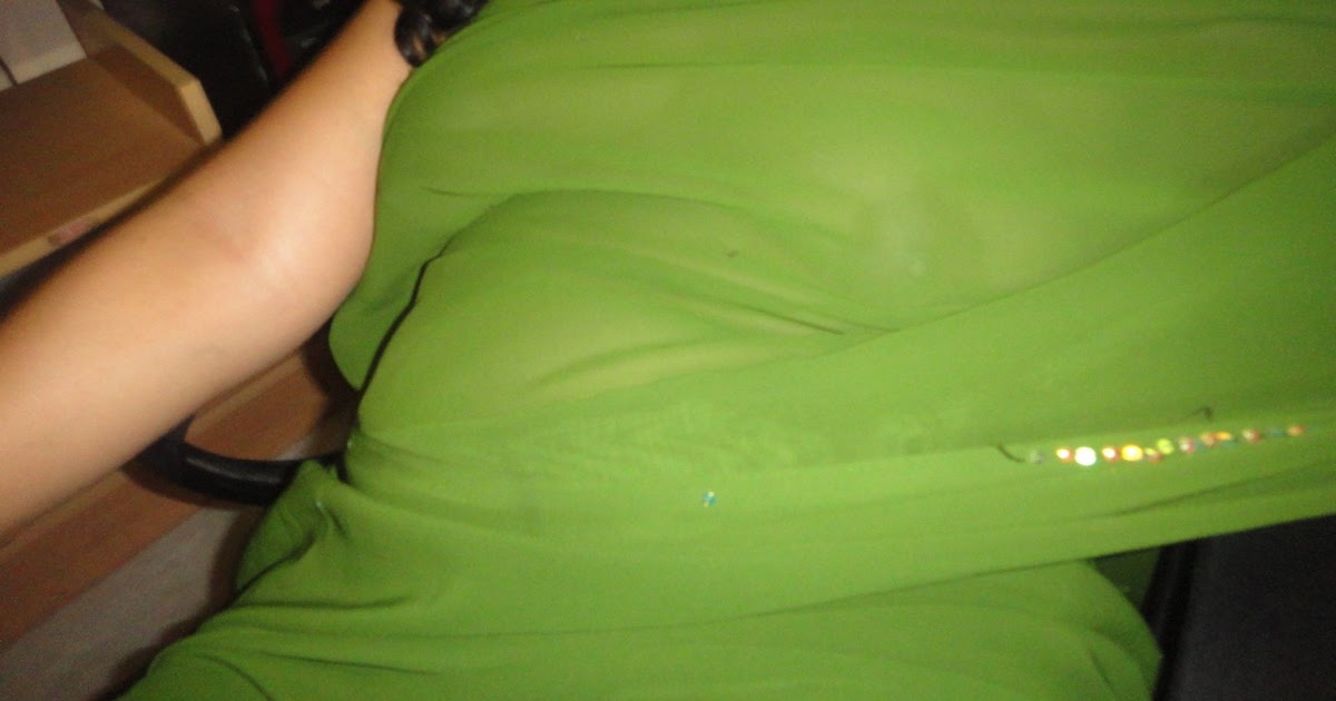 Hot Indian Girl Friends Indian Wife In Saree Down Blouse