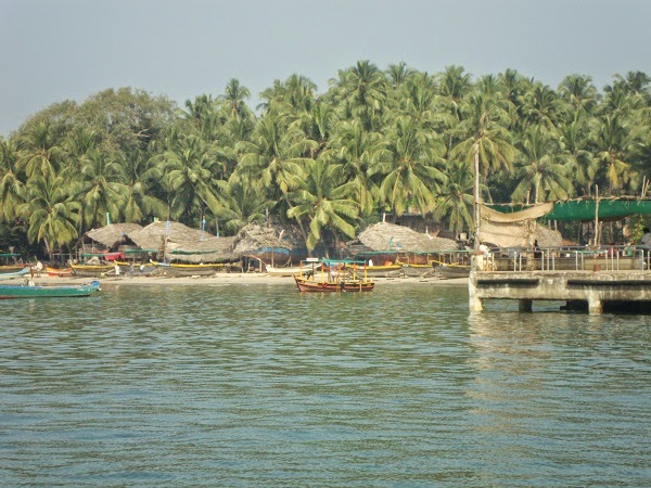 Malvan Beach | Konkankatta.in